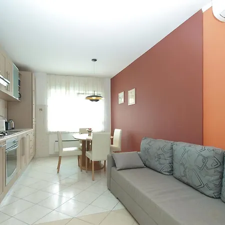 Isabella 2103 Vakantiehuis Pula