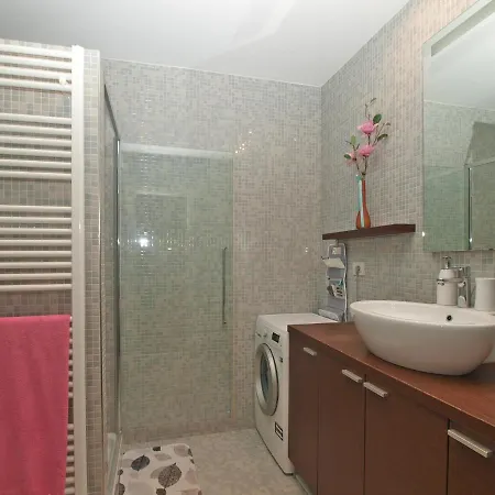 Isabella 2103 * بولا