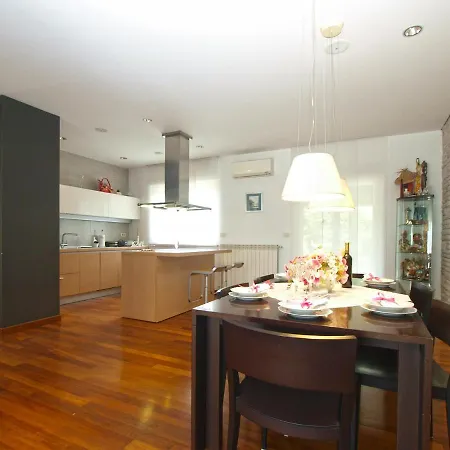 Isabella 2103 بيت للعطل *