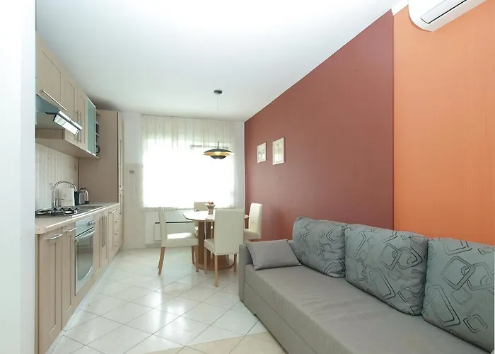 Isabella 2103 Tatil Evi Pula