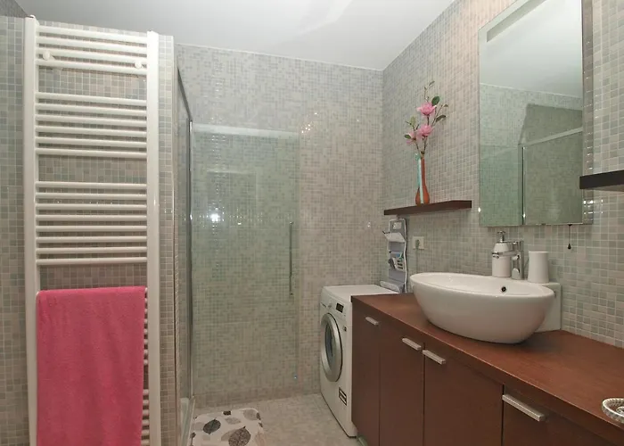 Isabella 2103 * بولا